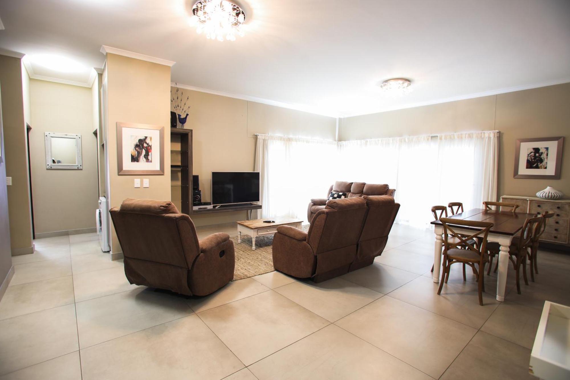Hnt Atlantic Self Catering Apartment 斯瓦科普蒙德 外观 照片