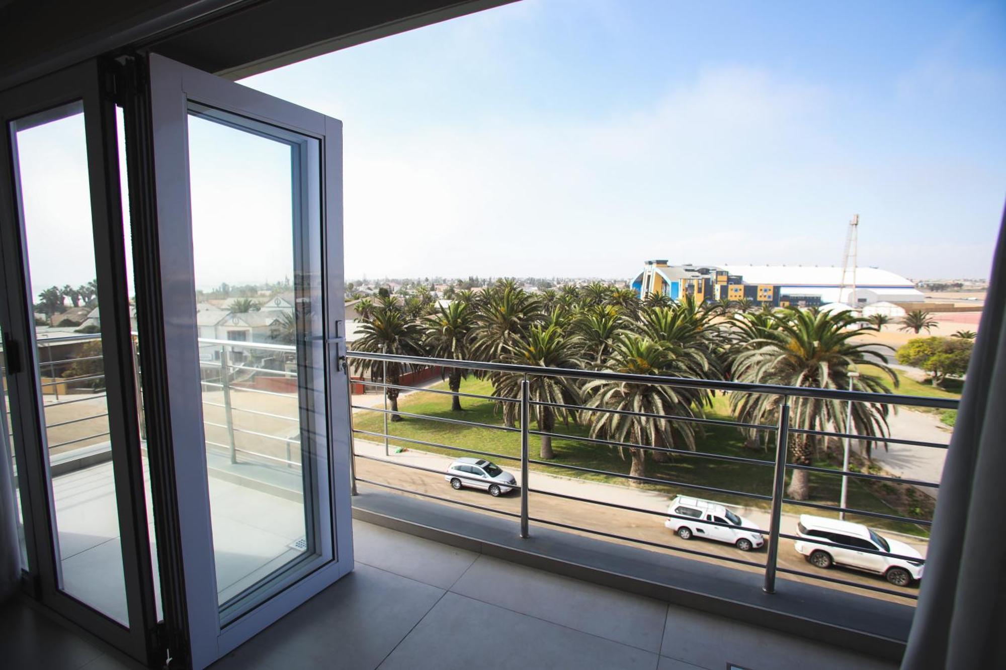 Hnt Atlantic Self Catering Apartment 斯瓦科普蒙德 外观 照片