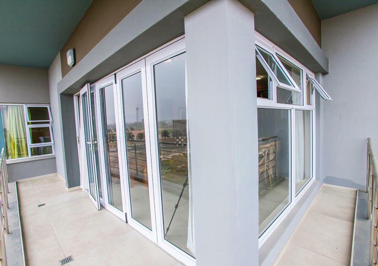 Hnt Atlantic Self Catering Apartment 斯瓦科普蒙德 外观 照片